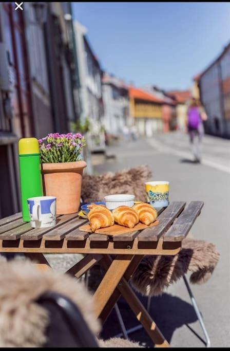 Nydelig Leilighet I Bakklandet Trondheim Bagian luar foto